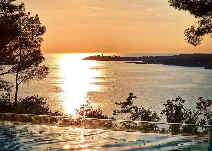 Awesome Stacaravan In Tar 4* Porec